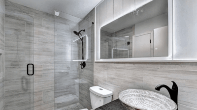 Bathroom lighting Photo